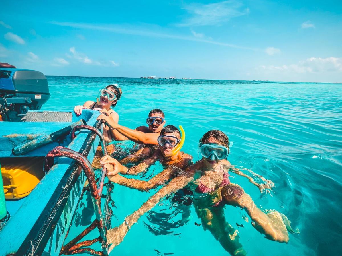 Zanzibella Hotel & Spa Kiwengwa (Zanzibar) Exterior foto Snorkeling in the Maldives